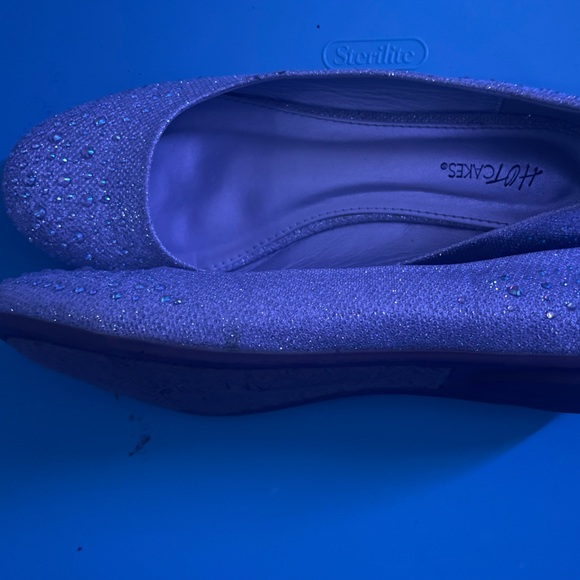 Silver Rinestone flats - Picture 3 of 3